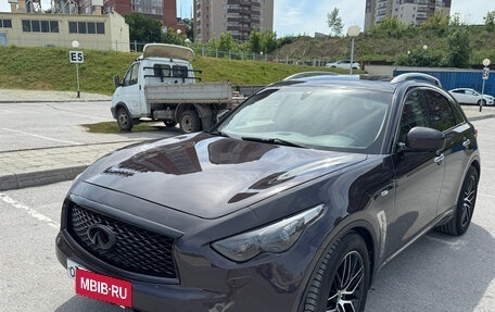 Infiniti FX II, 2010 год, 1 750 000 рублей, 16 фотография