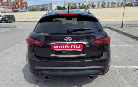 Infiniti FX II, 2010 год, 1 750 000 рублей, 12 фотография
