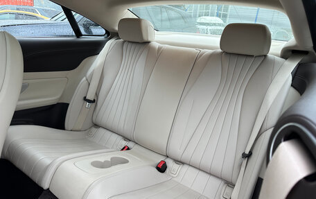 Mercedes-Benz E-Класс, 2019 год, 4 200 000 рублей, 10 фотография