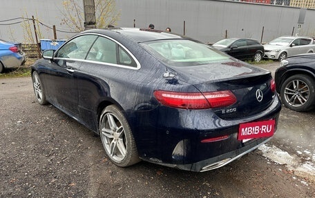 Mercedes-Benz E-Класс, 2019 год, 4 200 000 рублей, 5 фотография