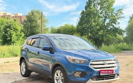 Ford Escape III, 2019 год, 1 600 000 рублей, 4 фотография
