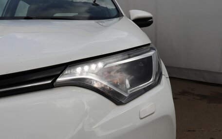 Toyota RAV4, 2016 год, 1 869 000 рублей, 11 фотография