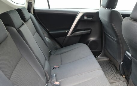 Toyota RAV4, 2016 год, 1 869 000 рублей, 24 фотография