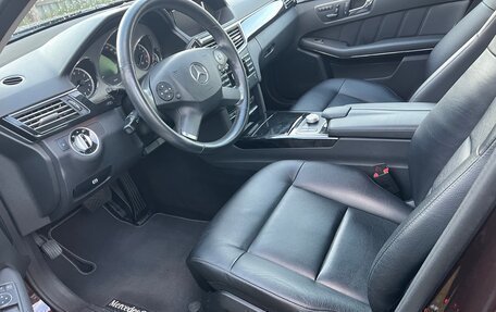 Mercedes-Benz E-Класс, 2011 год, 1 350 000 рублей, 6 фотография