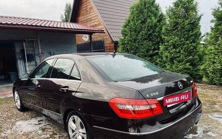 Mercedes-Benz E-Класс, 2011 год, 1 350 000 рублей, 5 фотография