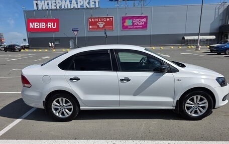 Volkswagen Polo VI (EU Market), 2010 год, 500 000 рублей, 3 фотография