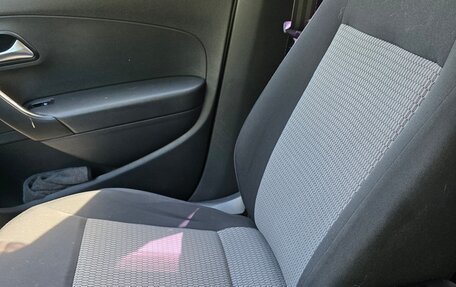 Volkswagen Polo VI (EU Market), 2010 год, 500 000 рублей, 10 фотография