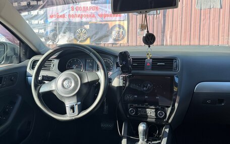 Volkswagen Jetta VI, 2012 год, 920 000 рублей, 10 фотография