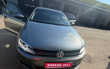 Volkswagen Jetta VI, 2012 год, 920 000 рублей, 8 фотография