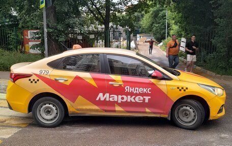 Hyundai Solaris II рестайлинг, 2019 год, 570 000 рублей, 4 фотография