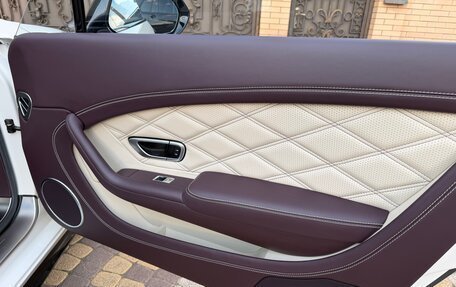 Bentley Continental GT II рестайлинг, 2015 год, 4 590 000 рублей, 29 фотография