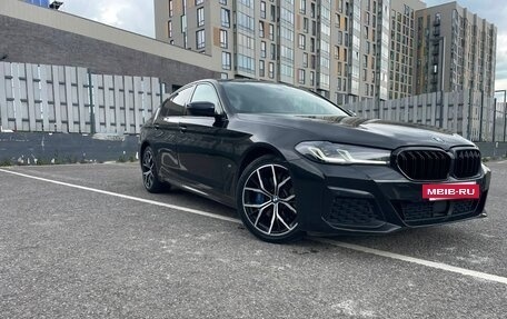 BMW 5 серия, 2020 год, 4 850 000 рублей, 2 фотография