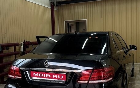 Mercedes-Benz E-Класс, 2015 год, 1 950 000 рублей, 2 фотография