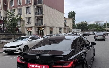 Toyota Camry, 2025 год, 3 750 000 рублей, 3 фотография
