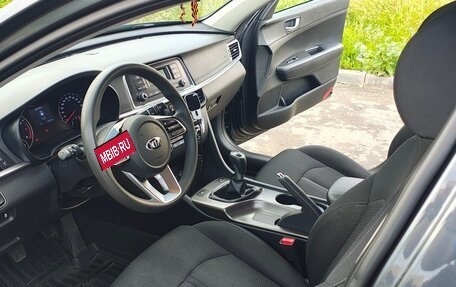 KIA Optima IV, 2018 год, 1 600 000 рублей, 17 фотография