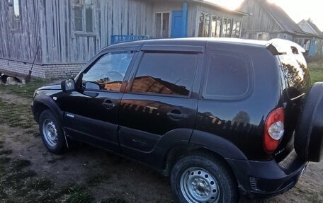 Chevrolet Niva I рестайлинг, 2011 год, 380 000 рублей, 10 фотография