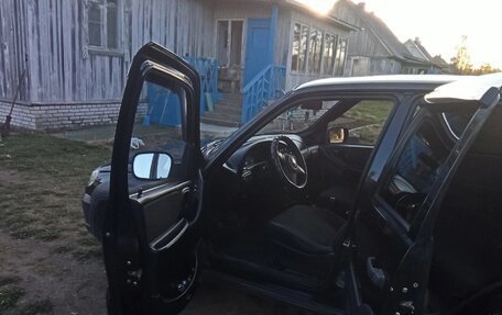 Chevrolet Niva I рестайлинг, 2011 год, 380 000 рублей, 9 фотография