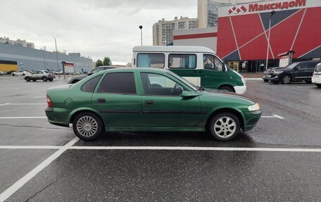 Opel Vectra B рестайлинг, 1997 год, 70 000 рублей, 4 фотография