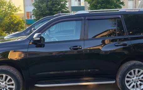 Toyota Land Cruiser Prado 150 рестайлинг 2, 2014 год, 3 250 000 рублей, 4 фотография