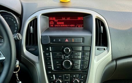 Opel Astra J, 2011 год, 569 000 рублей, 17 фотография