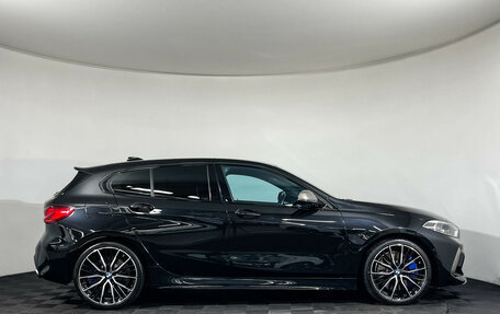 BMW 1 серия, 2022 год, 5 300 000 рублей, 7 фотография