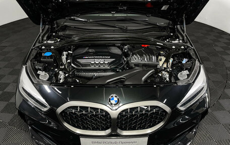 BMW 1 серия, 2022 год, 5 300 000 рублей, 11 фотография