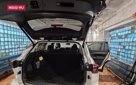 Toyota Highlander, 2026 год, 5 350 000 рублей, 6 фотография