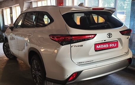 Toyota Highlander, 2026 год, 5 350 000 рублей, 3 фотография