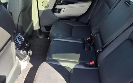 Land Rover Range Rover IV рестайлинг, 2020 год, 6 700 000 рублей, 8 фотография