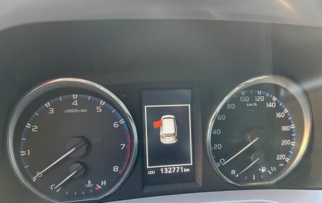 Toyota RAV4, 2019 год, 2 950 000 рублей, 10 фотография
