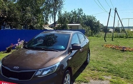 KIA Rio III рестайлинг, 2015 год, 750 000 рублей, 2 фотография