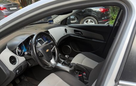 Chevrolet Cruze II, 2012 год, 690 000 рублей, 9 фотография