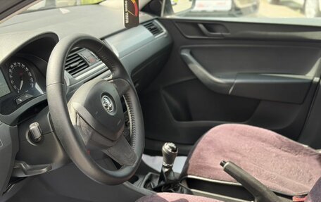 Skoda Rapid I, 2014 год, 595 000 рублей, 10 фотография