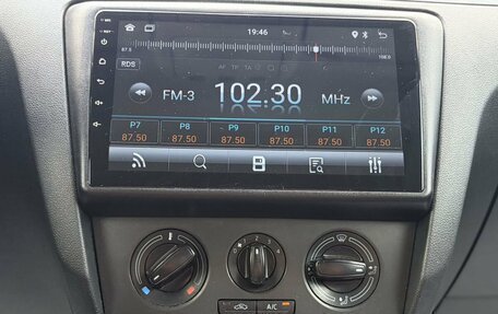 Skoda Rapid I, 2014 год, 595 000 рублей, 17 фотография
