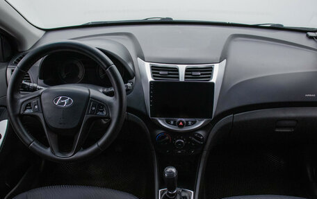 Hyundai Solaris II рестайлинг, 2012 год, 620 000 рублей, 16 фотография