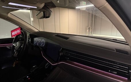 Volkswagen Touareg III, 2019 год, 5 900 000 рублей, 4 фотография