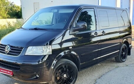 Volkswagen Multivan T5, 2008 год, 1 880 000 рублей, 1 фотография