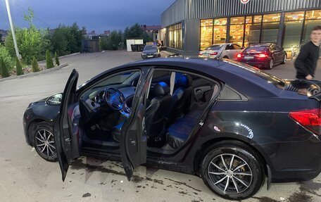 Chevrolet Cruze II, 2014 год, 800 000 рублей, 3 фотография