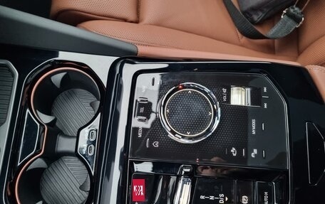 BMW 5 серия, 2025 год, 9 000 000 рублей, 28 фотография