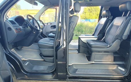 Volkswagen Multivan T5, 2008 год, 1 880 000 рублей, 11 фотография