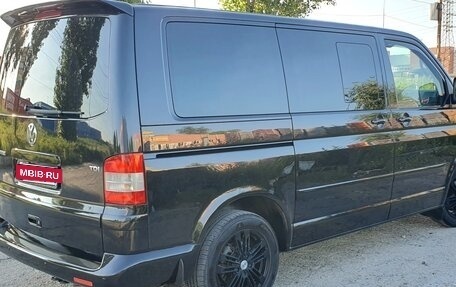Volkswagen Multivan T5, 2008 год, 1 880 000 рублей, 4 фотография