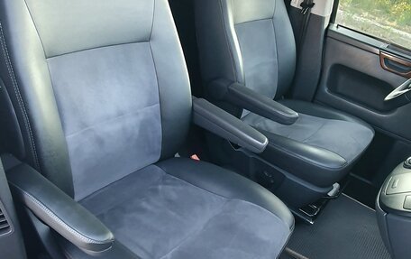 Volkswagen Multivan T5, 2008 год, 1 880 000 рублей, 21 фотография