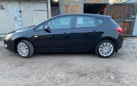 Opel Astra J, 2011 год, 580 000 рублей, 5 фотография