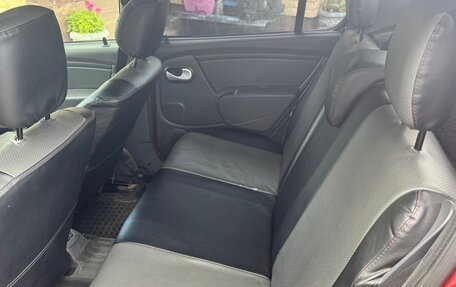 Renault Sandero I, 2012 год, 700 000 рублей, 6 фотография