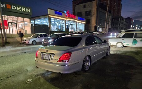 Toyota Crown Majesta, 2004 год, 1 390 000 рублей, 4 фотография