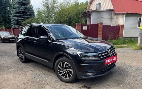 Volkswagen Tiguan II, 2018 год, 2 990 000 рублей, 4 фотография