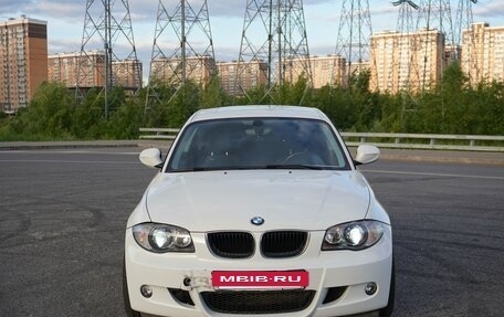 BMW 1 серия, 2011 год, 890 000 рублей, 5 фотография