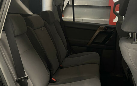 Toyota Land Cruiser Prado 150 рестайлинг 2, 2012 год, 2 190 000 рублей, 9 фотография