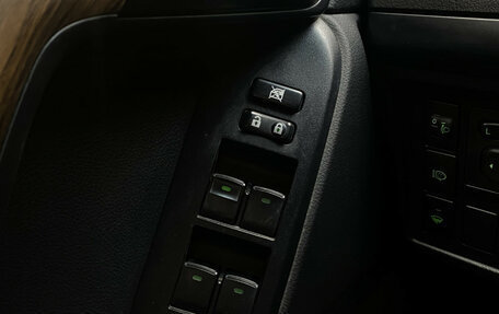 Toyota Land Cruiser Prado 150 рестайлинг 2, 2012 год, 2 190 000 рублей, 25 фотография