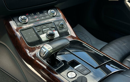 Audi A8, 2013 год, 1 890 000 рублей, 13 фотография
